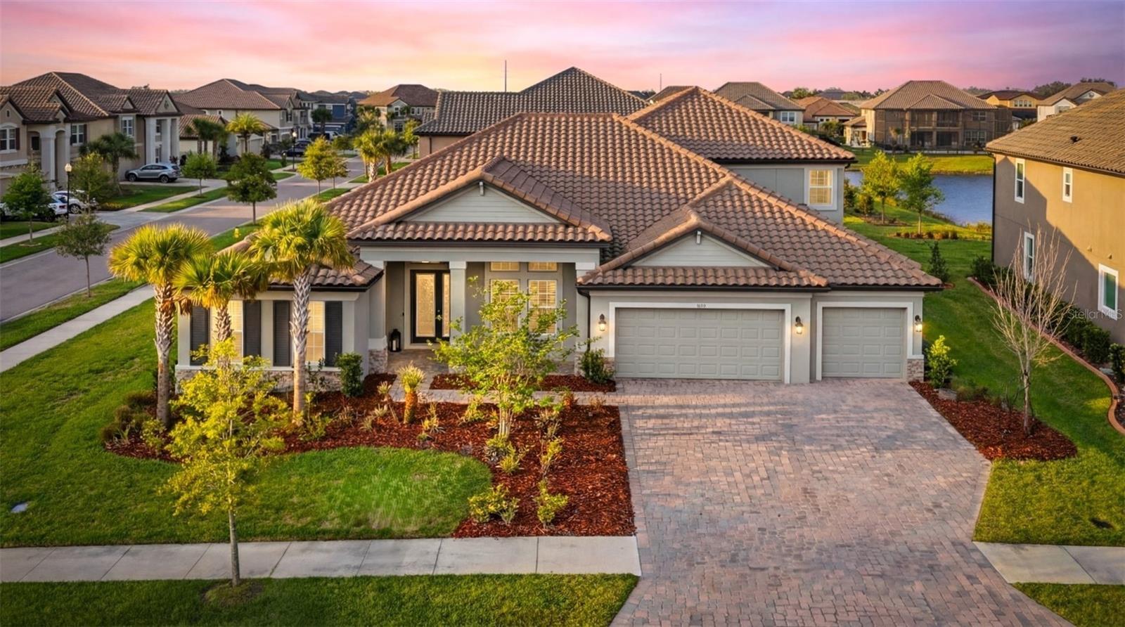 7073 Graybrook Dr, Wesley Chapel, FL 33545