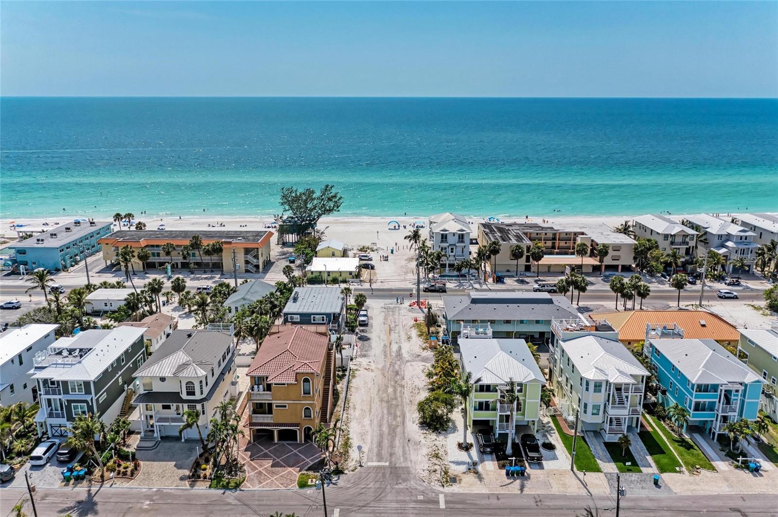 101 25th St N #1, Bradenton Beach, FL 34217