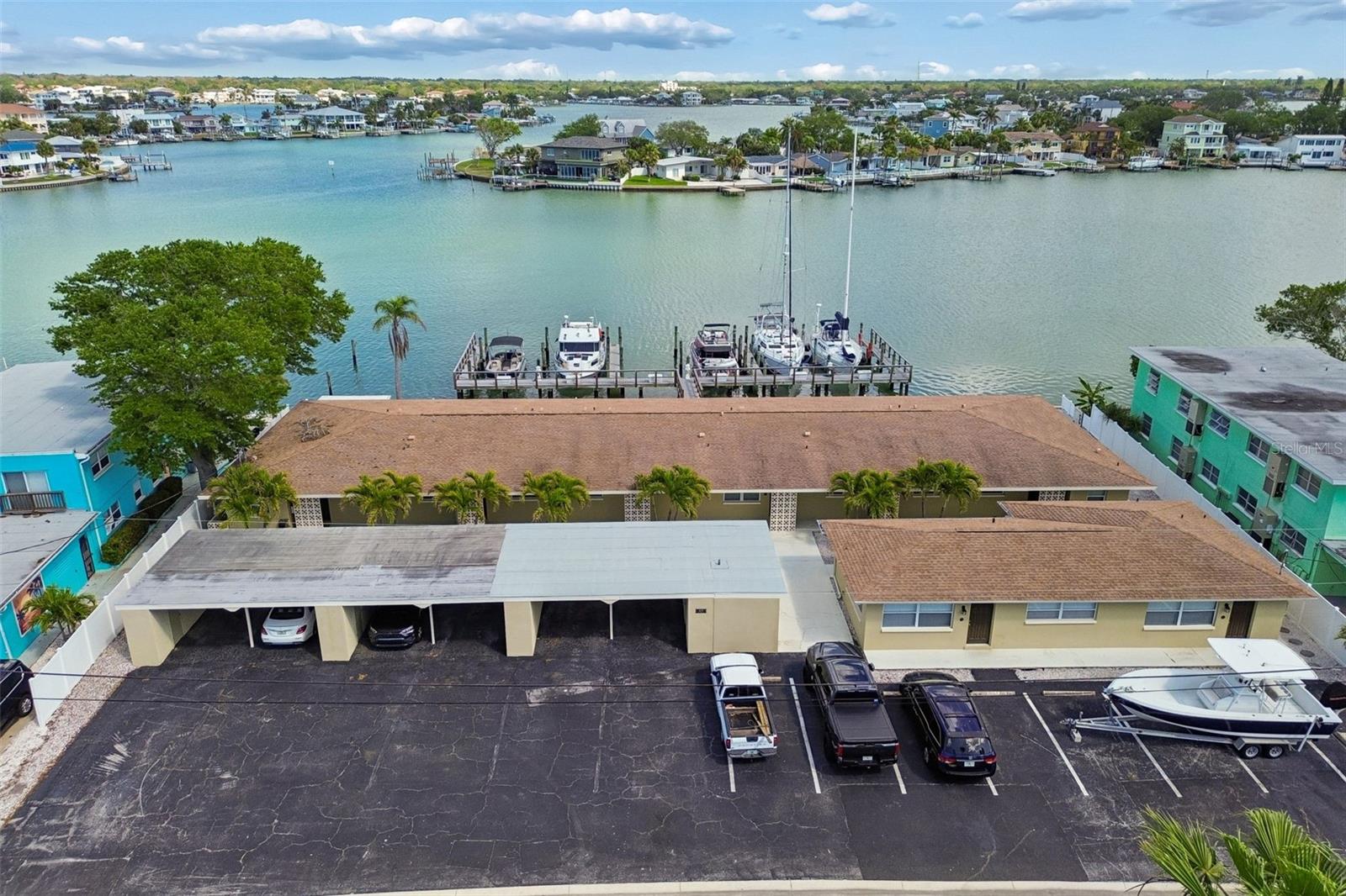 2307 Bay Blvd, Indian Rocks Beach, FL 33785
