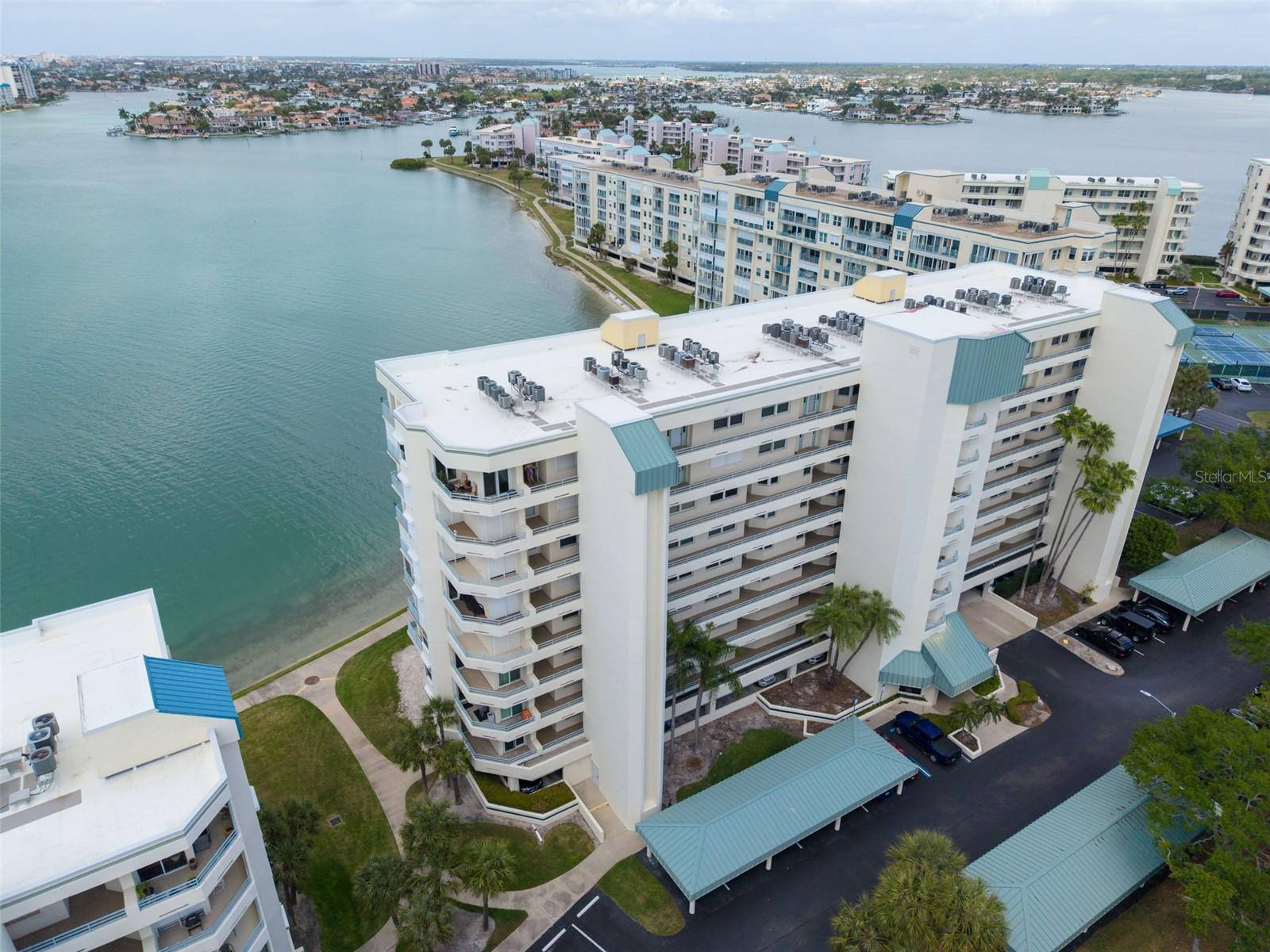 7932 Sailboat Key Blvd S #402, South Pasadena, FL 33707