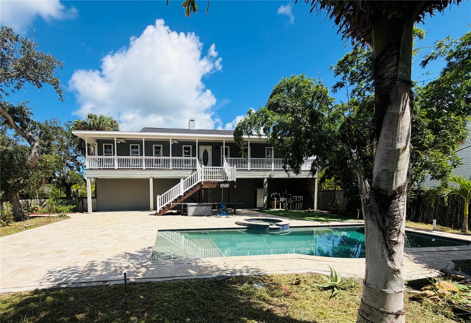 1740 Bayshore Dr, Terra Ceia, FL 34250