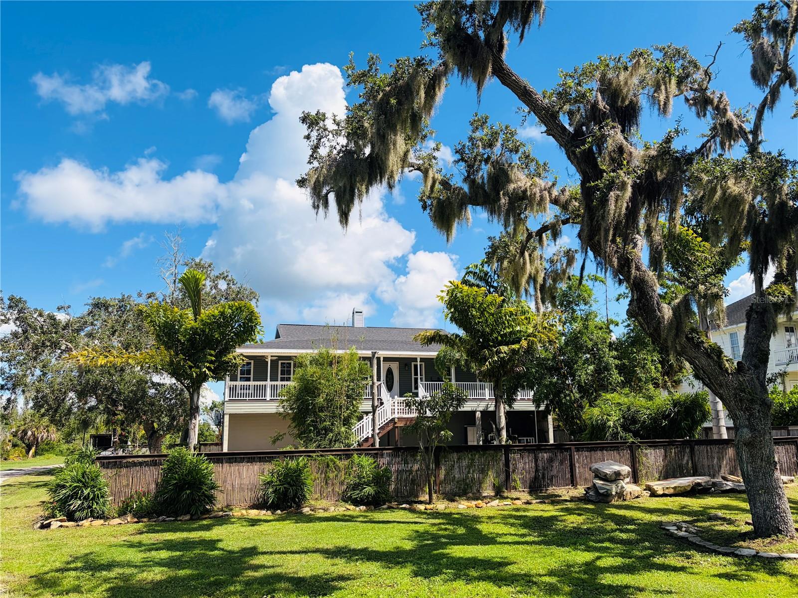 1740 Bayshore Dr, Terra Ceia, FL 34250