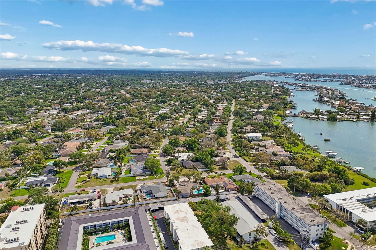 2944 W Bay Dr #106, Belleair Bluffs, FL 33770