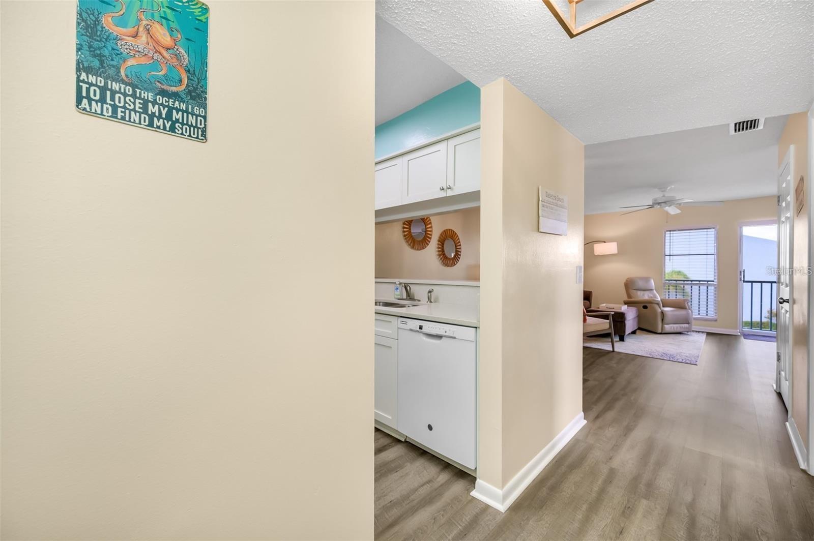 260 Medallion Blvd #F, Madeira Beach, FL 33708