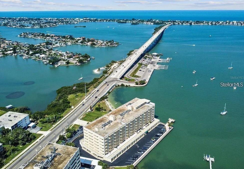100 Bluff View Dr #308A, Belleair Bluffs, FL 33770