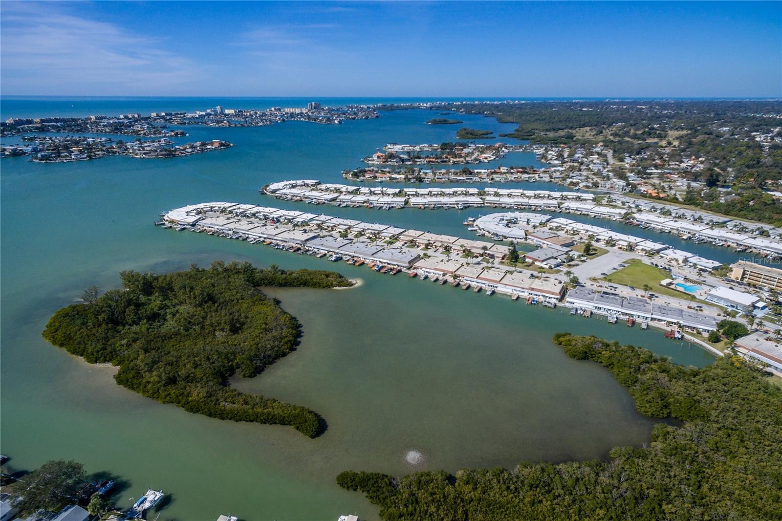 1 S Boca Ciega Point Blvd #204, St Petersburg, FL 33708