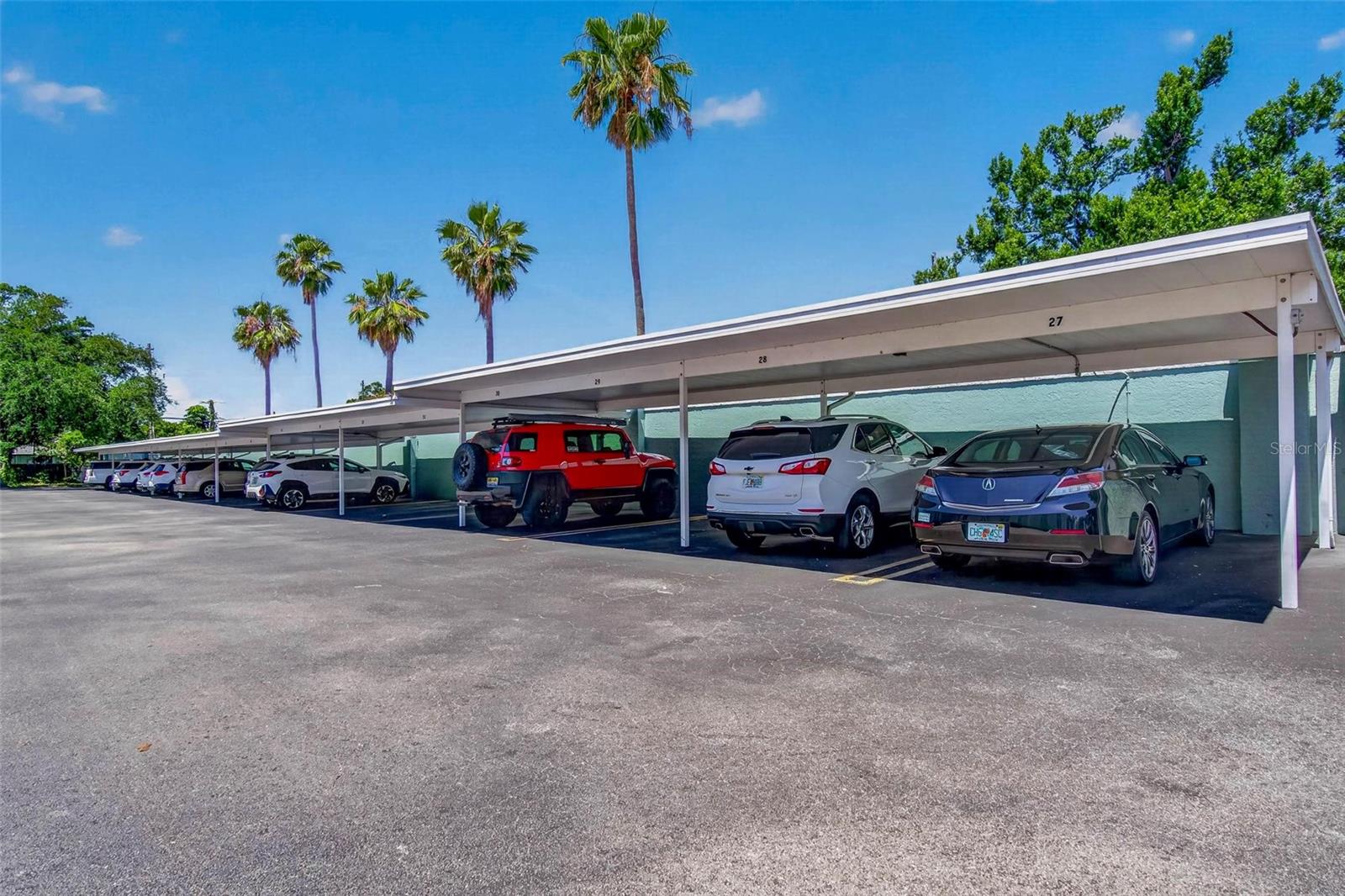 701 Poinsettia Rd #308, Belleair, FL 33756
