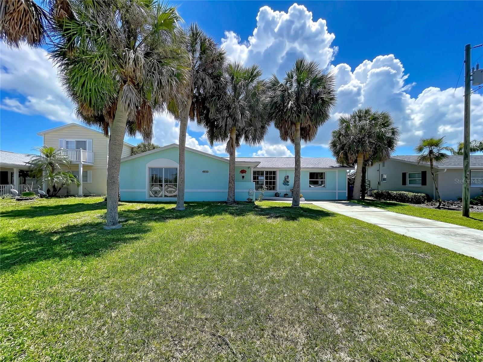 4930 Bay Park Dr, Port Richey, FL 34668