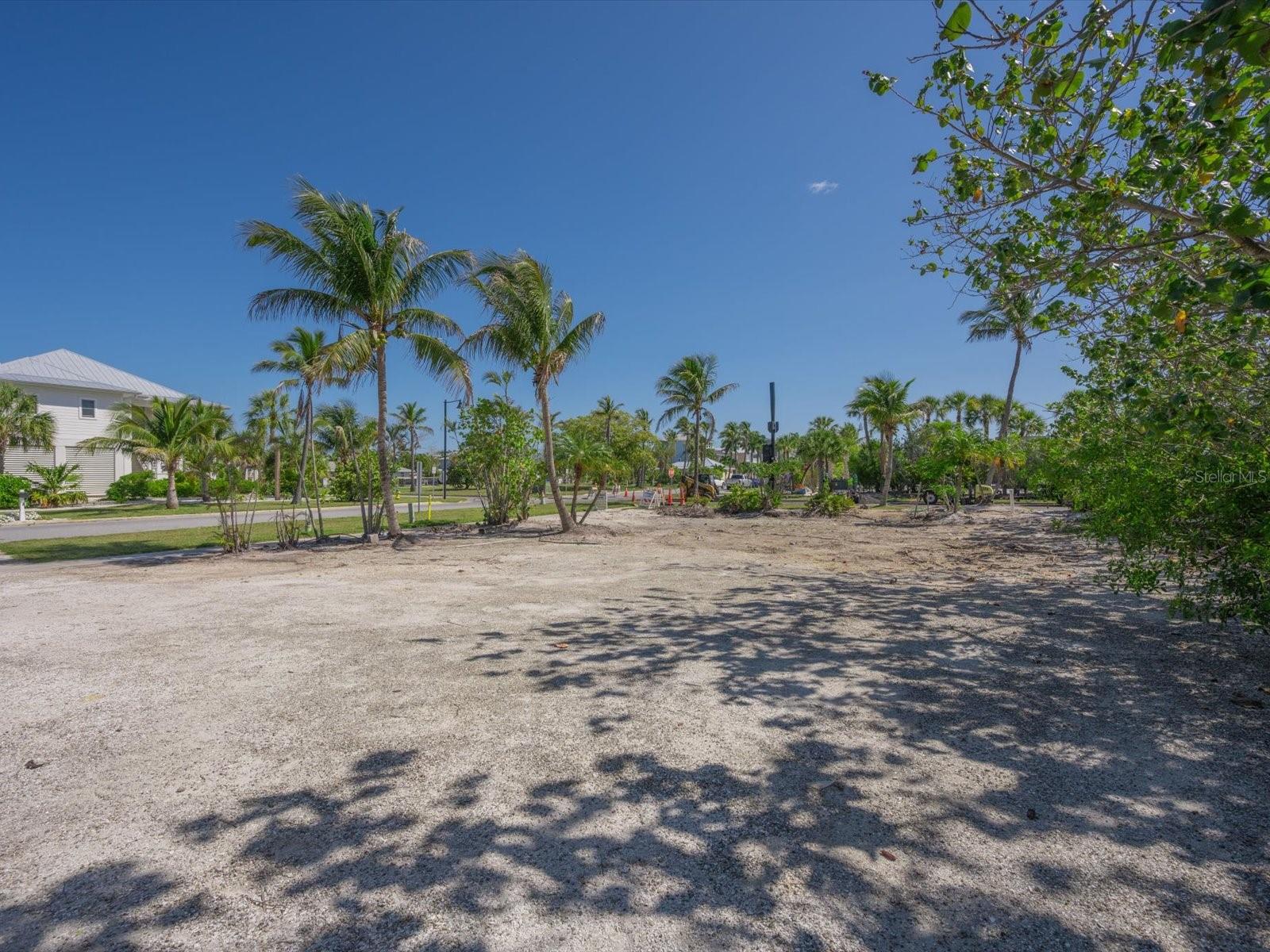 720 Broadway St, Longboat Key, FL 34228
