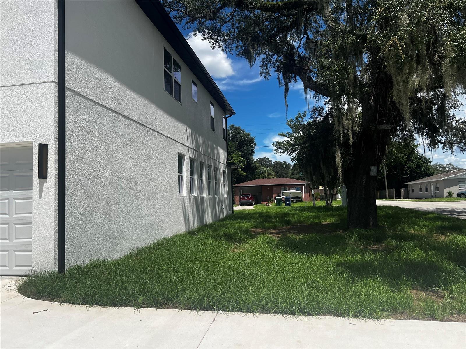 1514 E Juneau St, Tampa, FL 33604