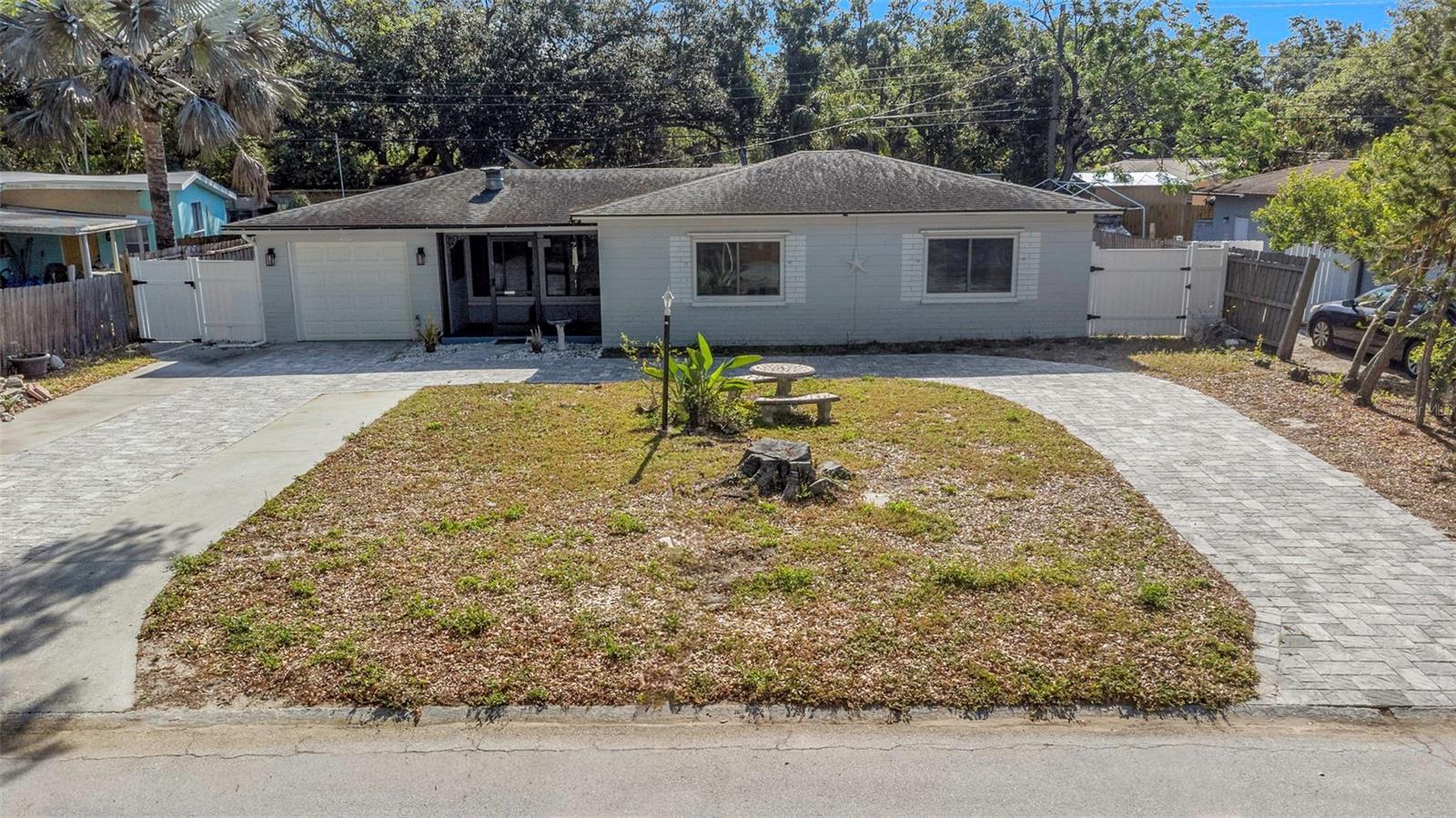 2025 Temple Ter, Clearwater, FL 33764