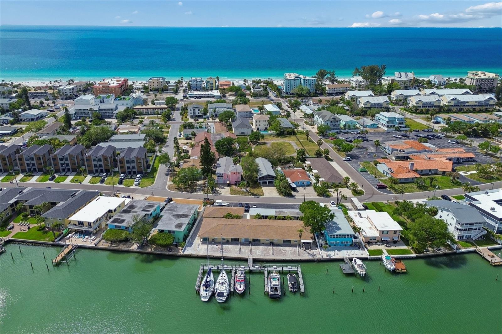 2307 Bay Blvd, Indian Rocks Beach, FL 33785