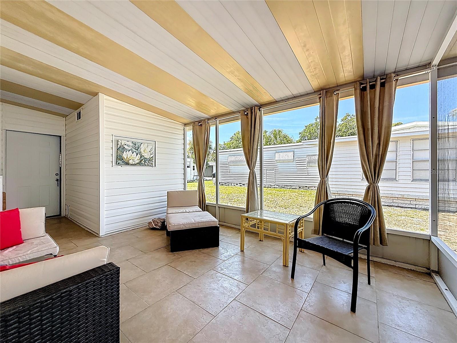 1040 Main St #162, Dunedin, FL 34698