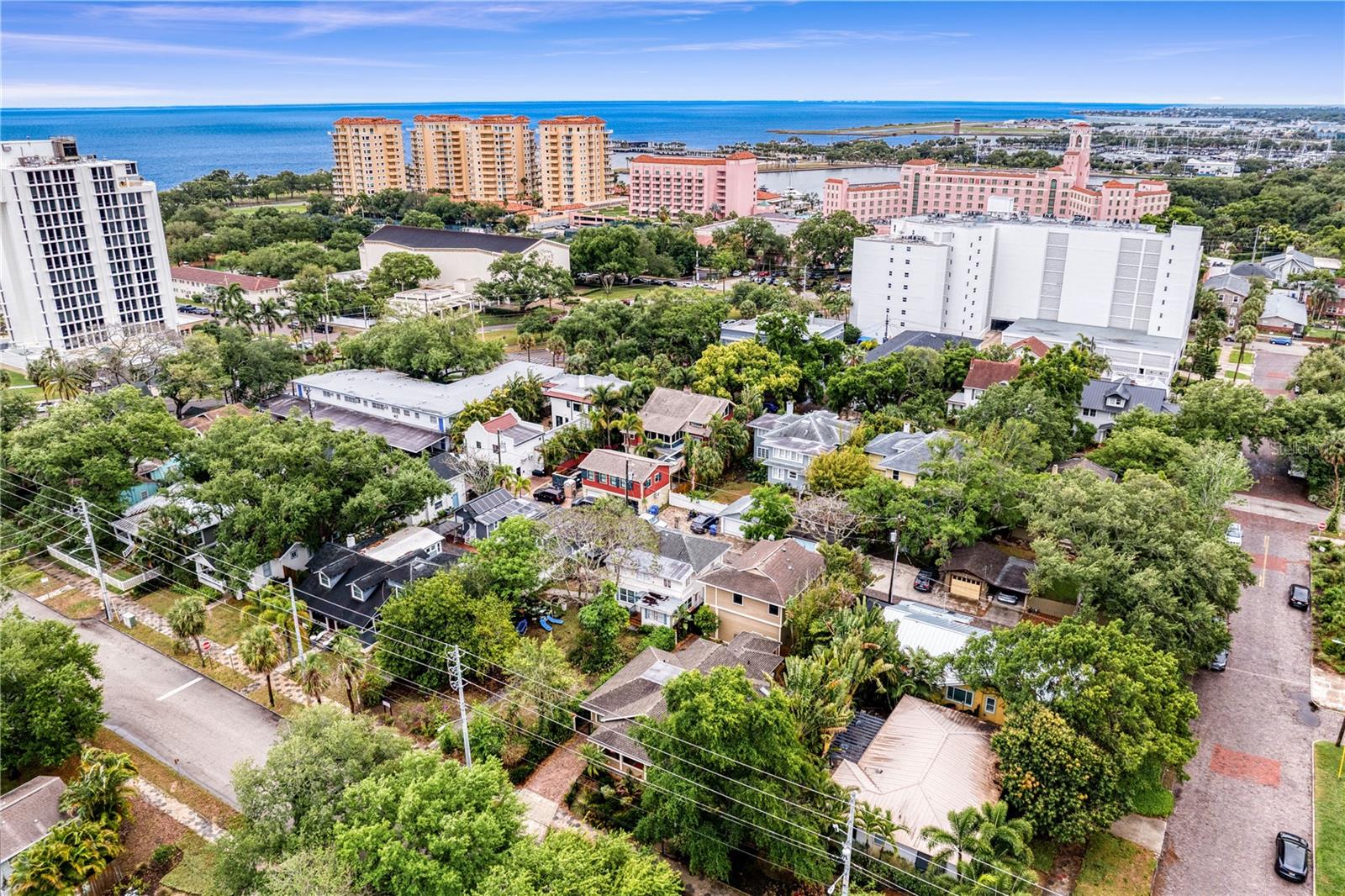 316 9th Ave NE, St Petersburg, FL 33701
