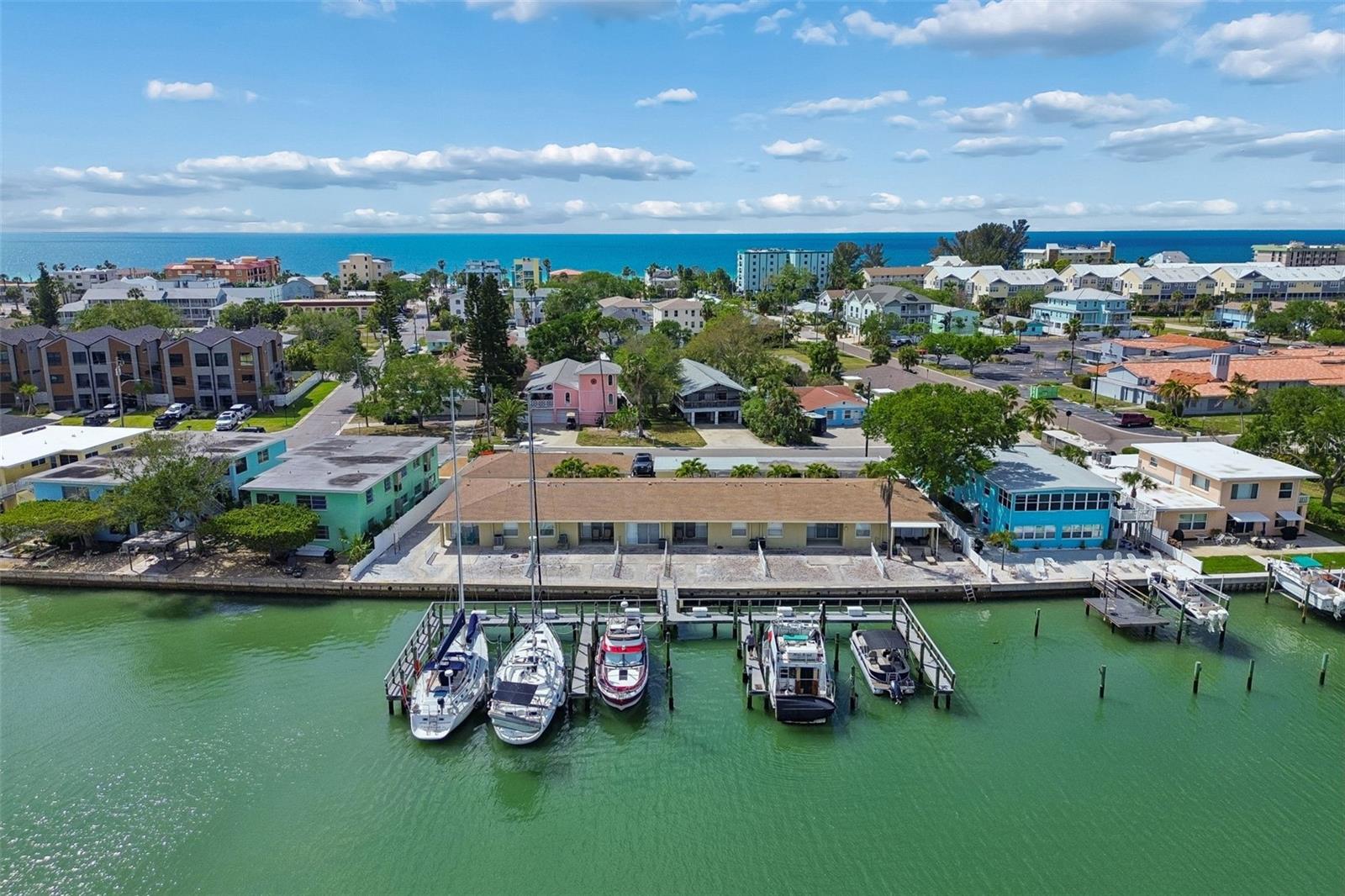 2307 Bay Blvd, Indian Rocks Beach, FL 33785