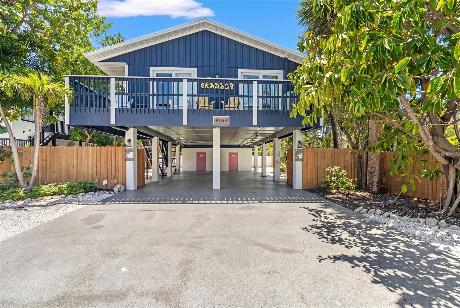 8106 Gulf Dr #A&B, Holmes Beach, FL 34217