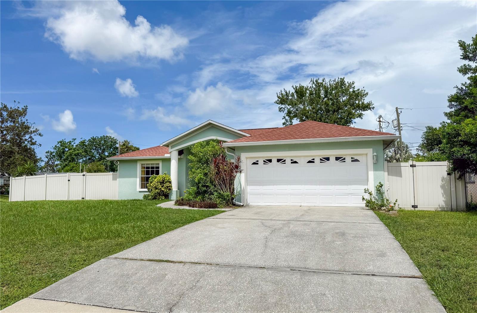29708 69th St N, Clearwater, FL 33761