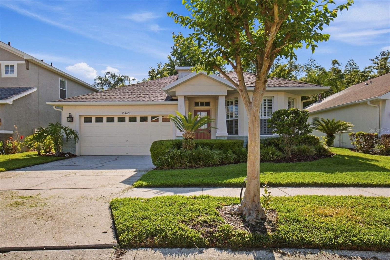 19409 Melody Fair Pl, Lutz, FL 33558