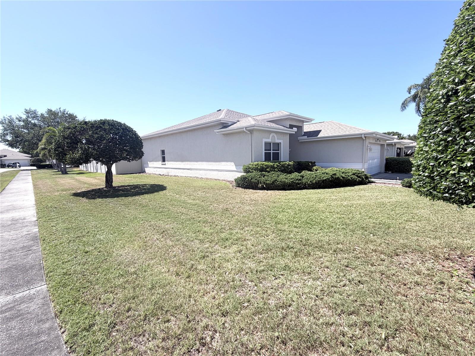 2784 Alexander Dr, Clearwater, FL 33763