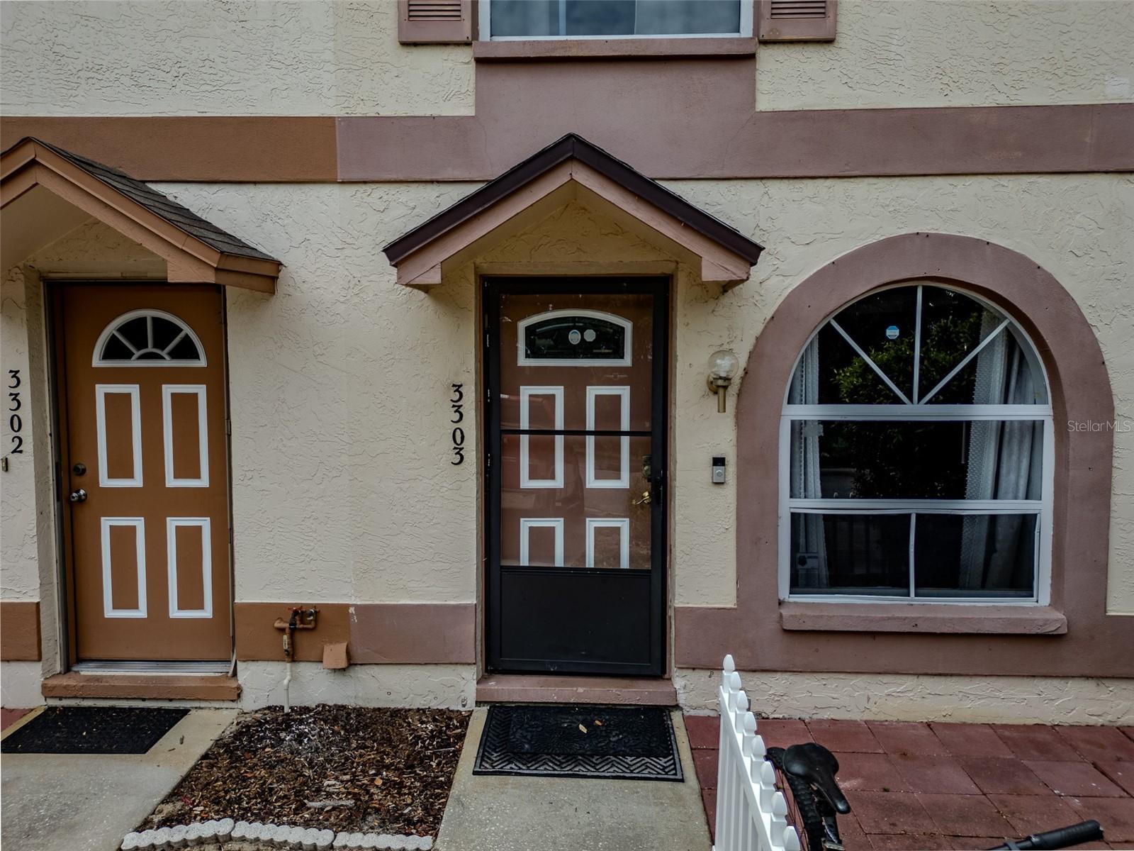 3303 Brigadoon Dr, Clearwater, FL 33759
