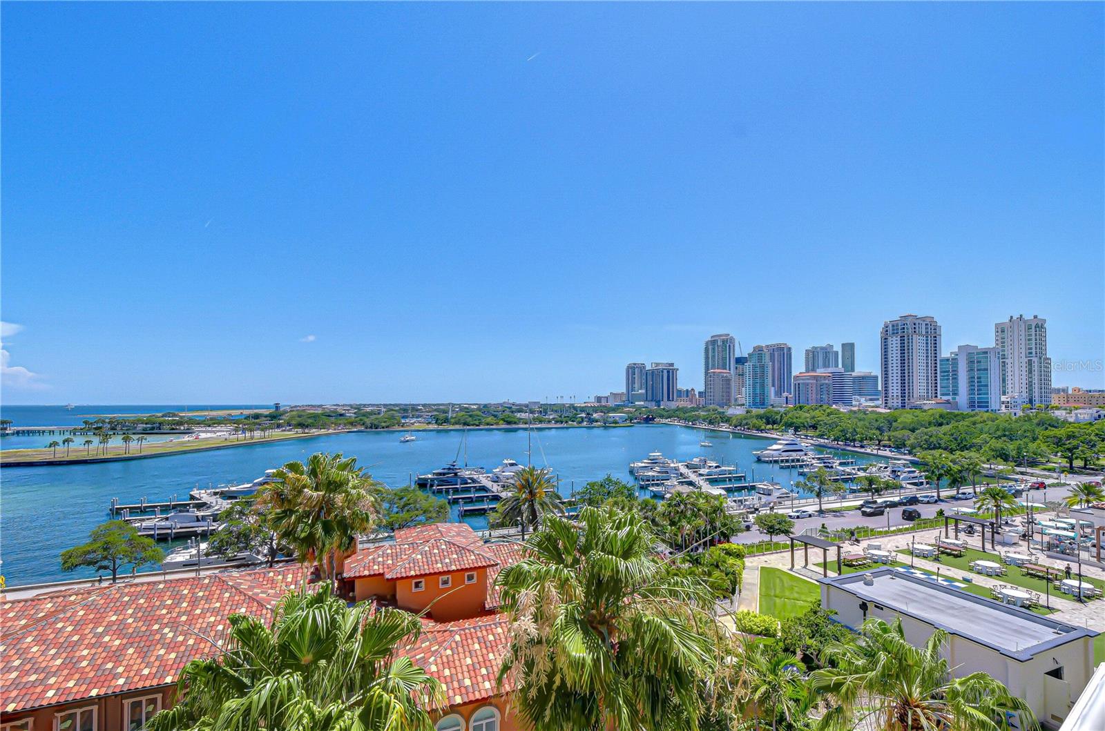 555 5th Ave NE #711, St Petersburg, FL 33701