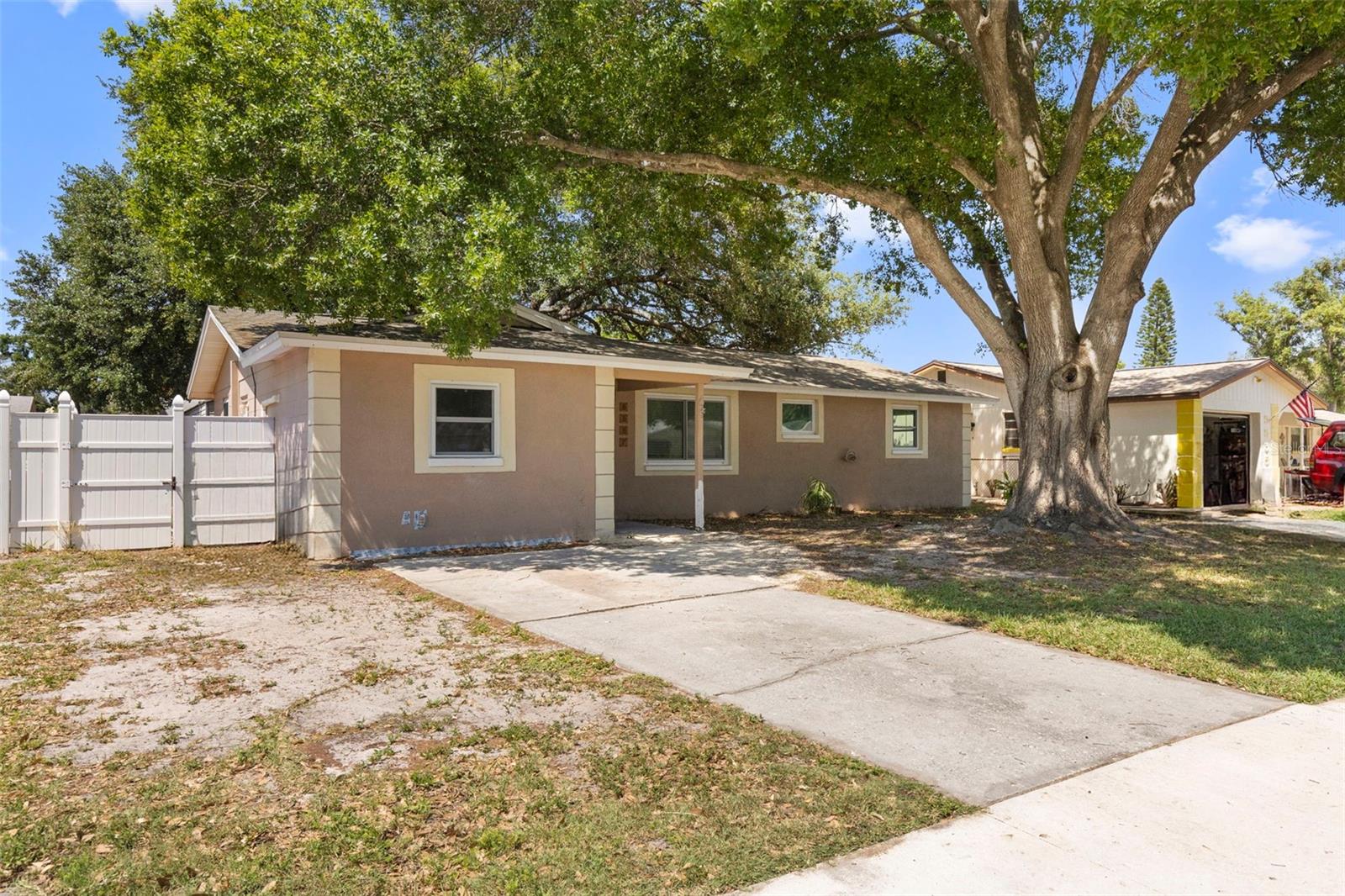 5557 146th Ter N, Clearwater, FL 33760