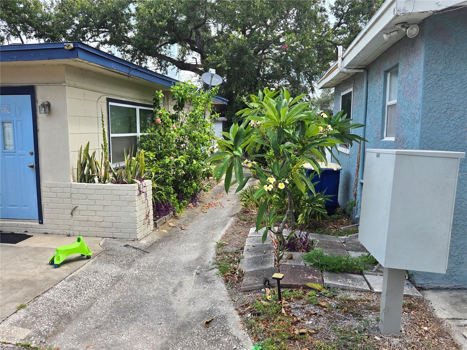 1118 Harris Ln, Clearwater, FL 33756