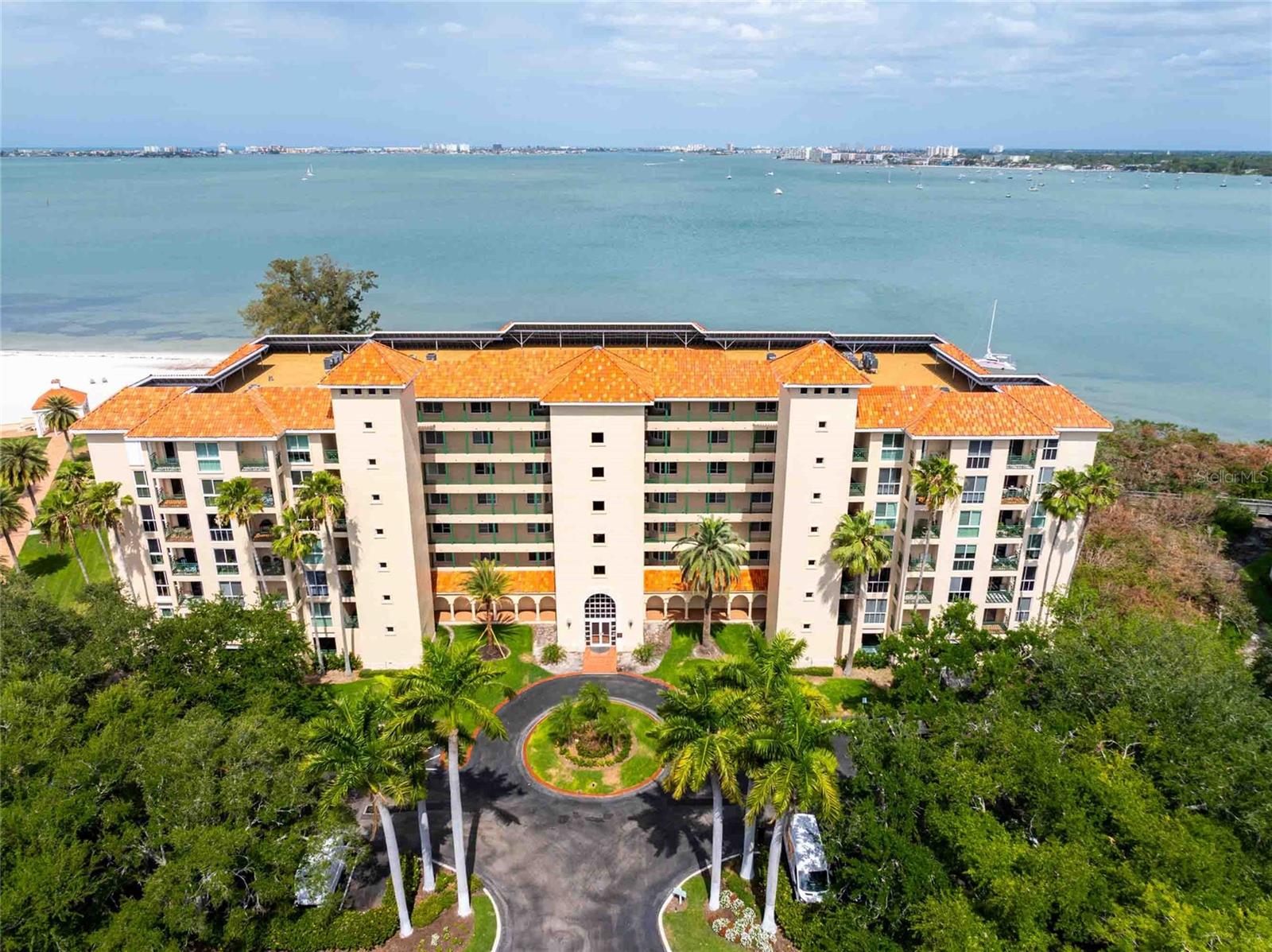 4737 Dolphin Cay Ln S #407, St Petersburg, FL 33711