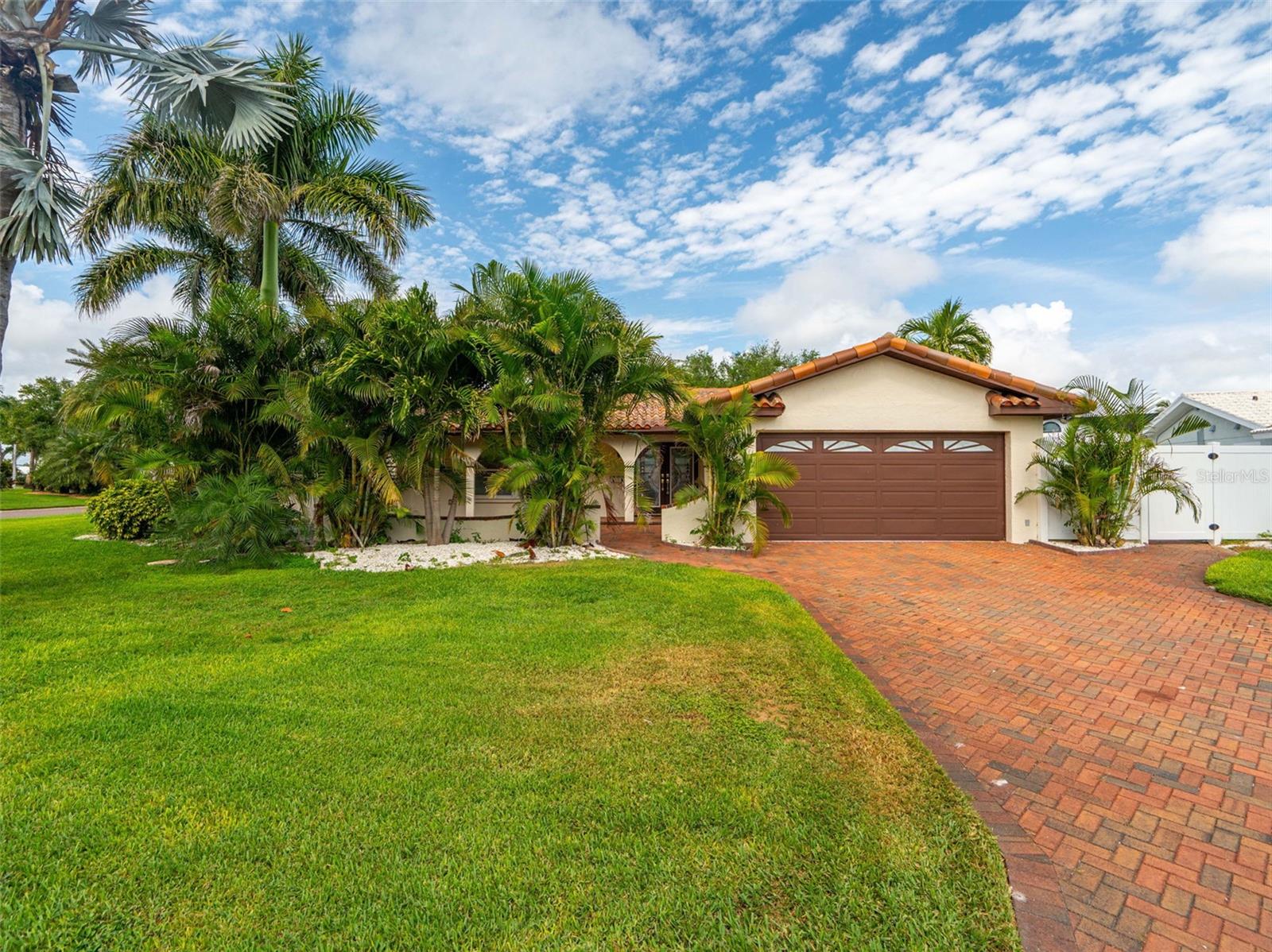 1200 80th St S, St Petersburg, FL 33707
