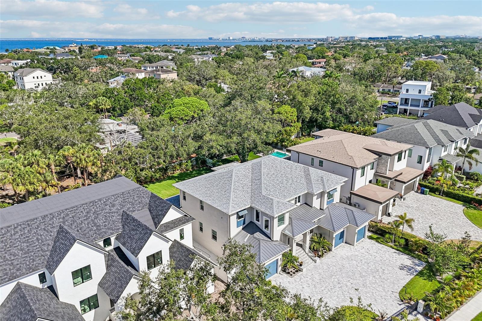 3013 S West Shore Blvd, Tampa, FL 33629