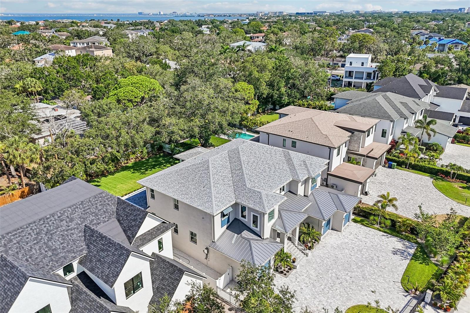 3013 S West Shore Blvd, Tampa, FL 33629
