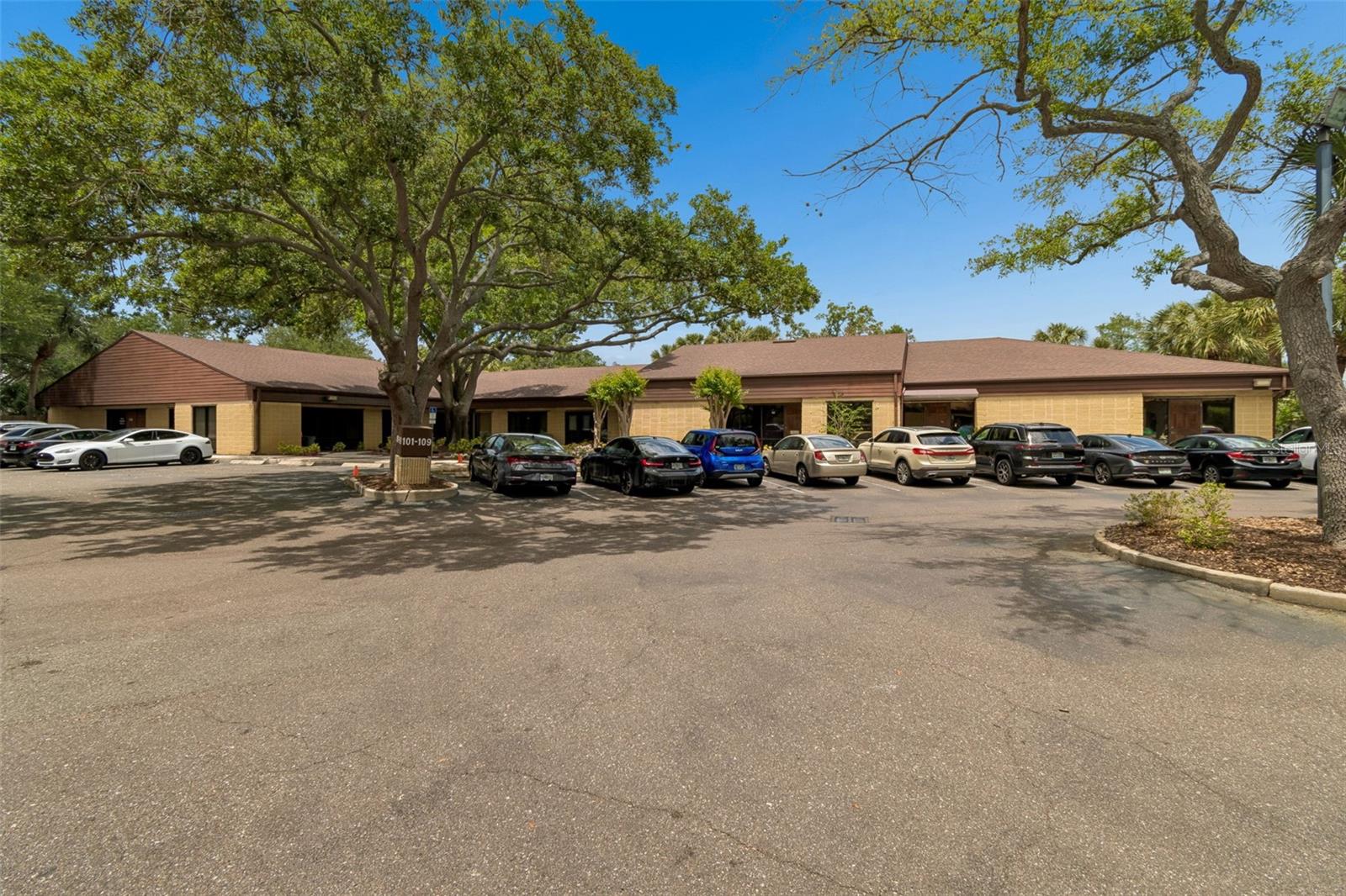 611 Druid Rd E #101-110, Clearwater, FL 33756