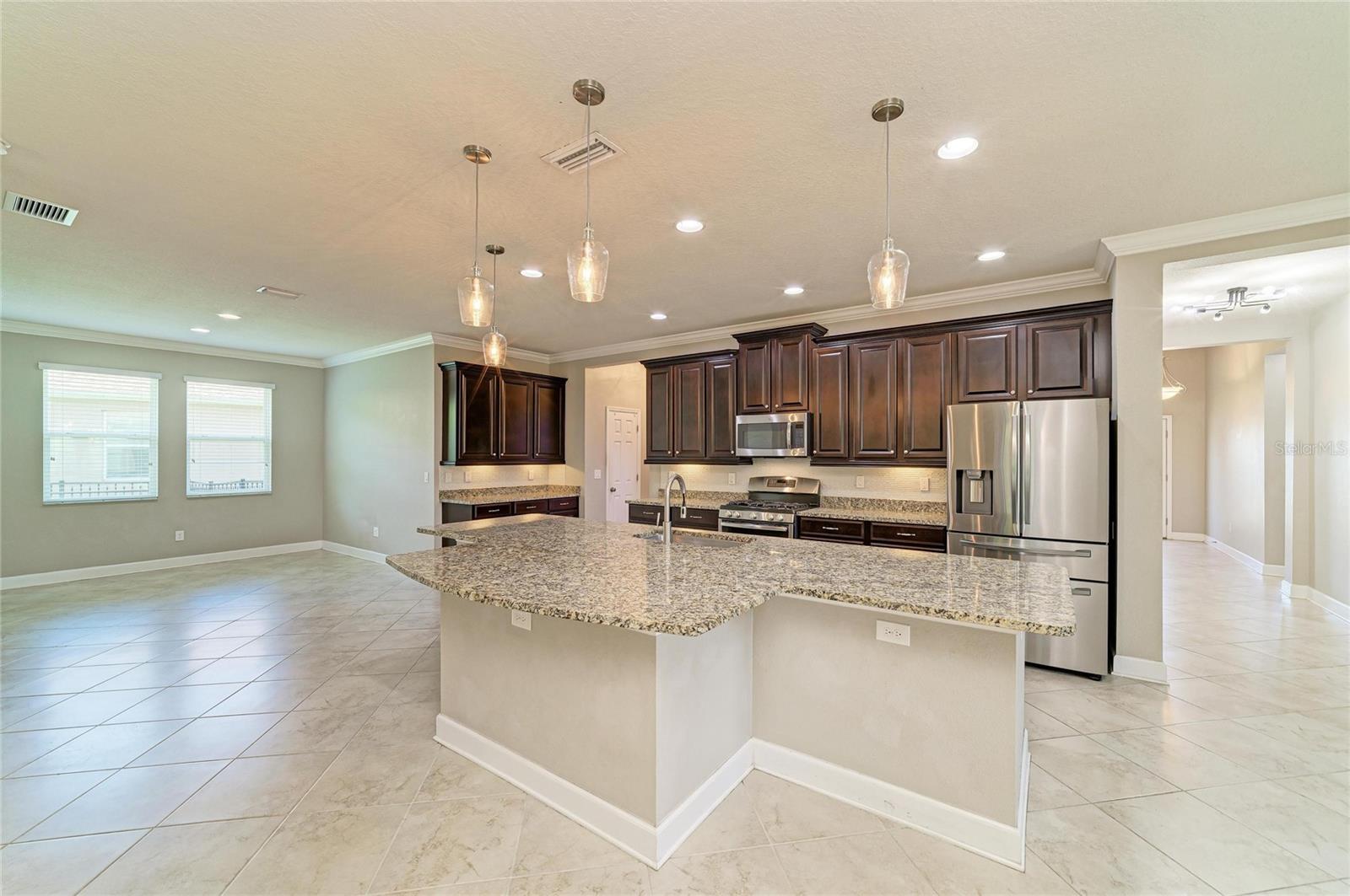 12821 Balsam Ter, Bradenton, FL 34212