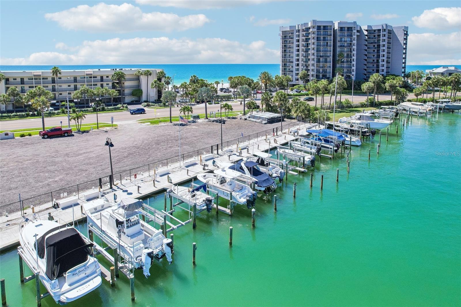 3203 Hibiscus Dr W, Belleair Beach, FL 33786