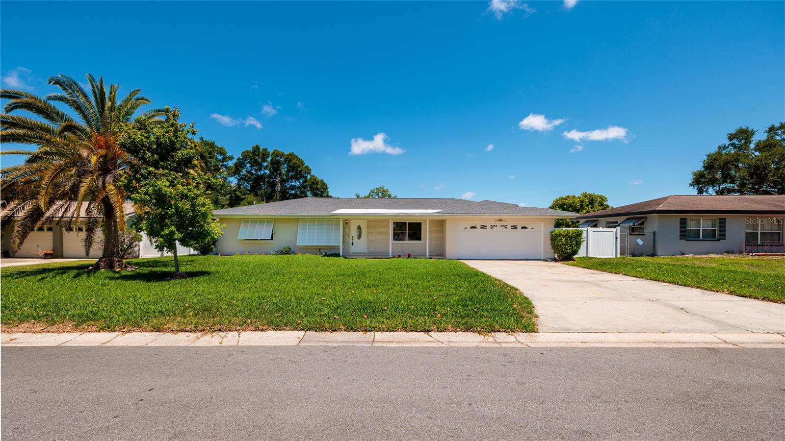 1732 Emerald Dr, Clearwater, FL 33756