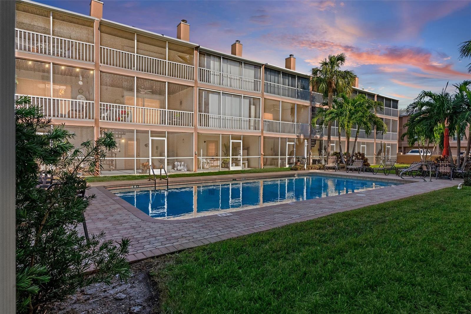 637 Pinellas Bayway S #207, Tierra Verde, FL 33715