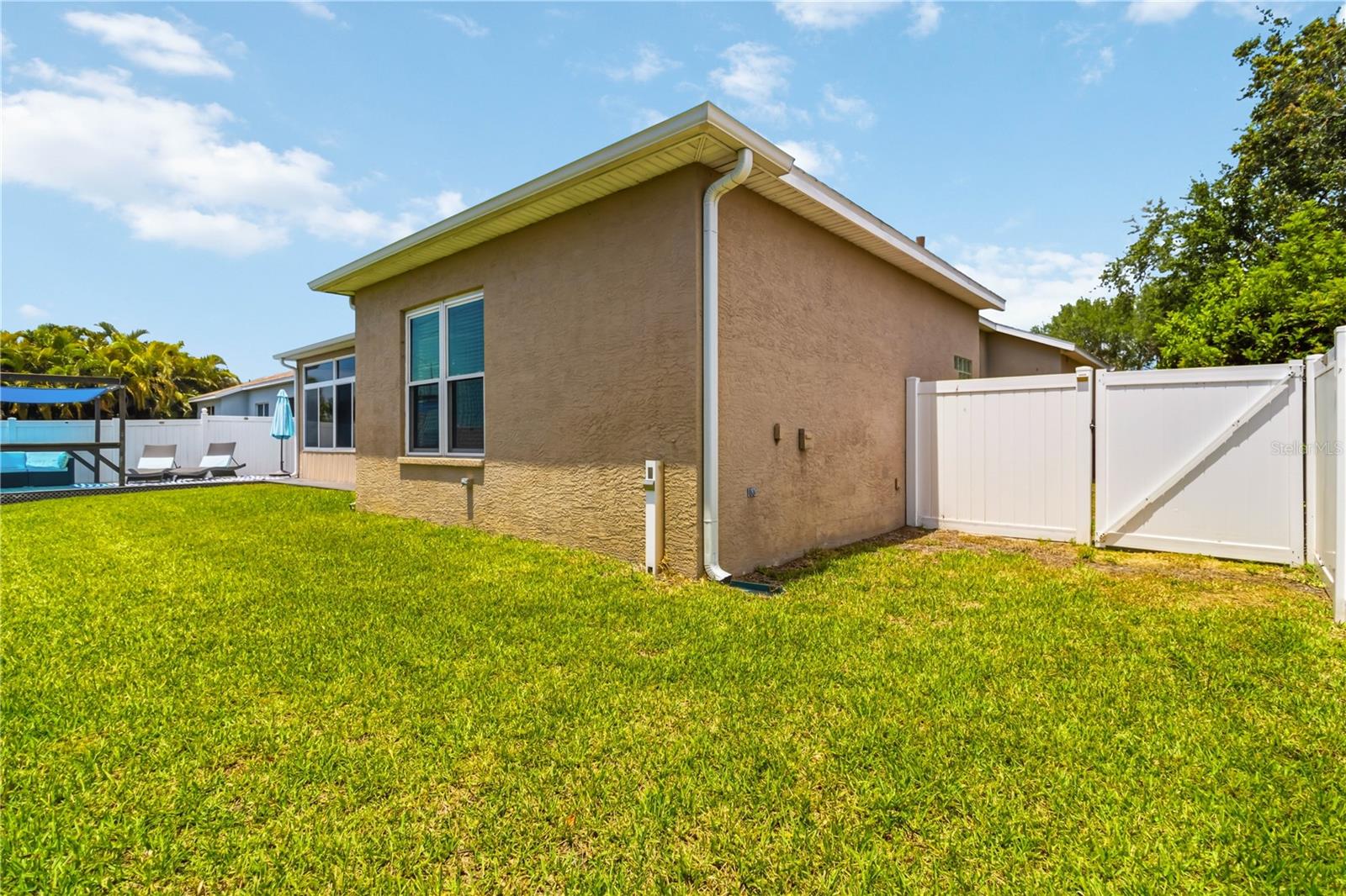 5104 52nd Ave W, Bradenton, FL 34210