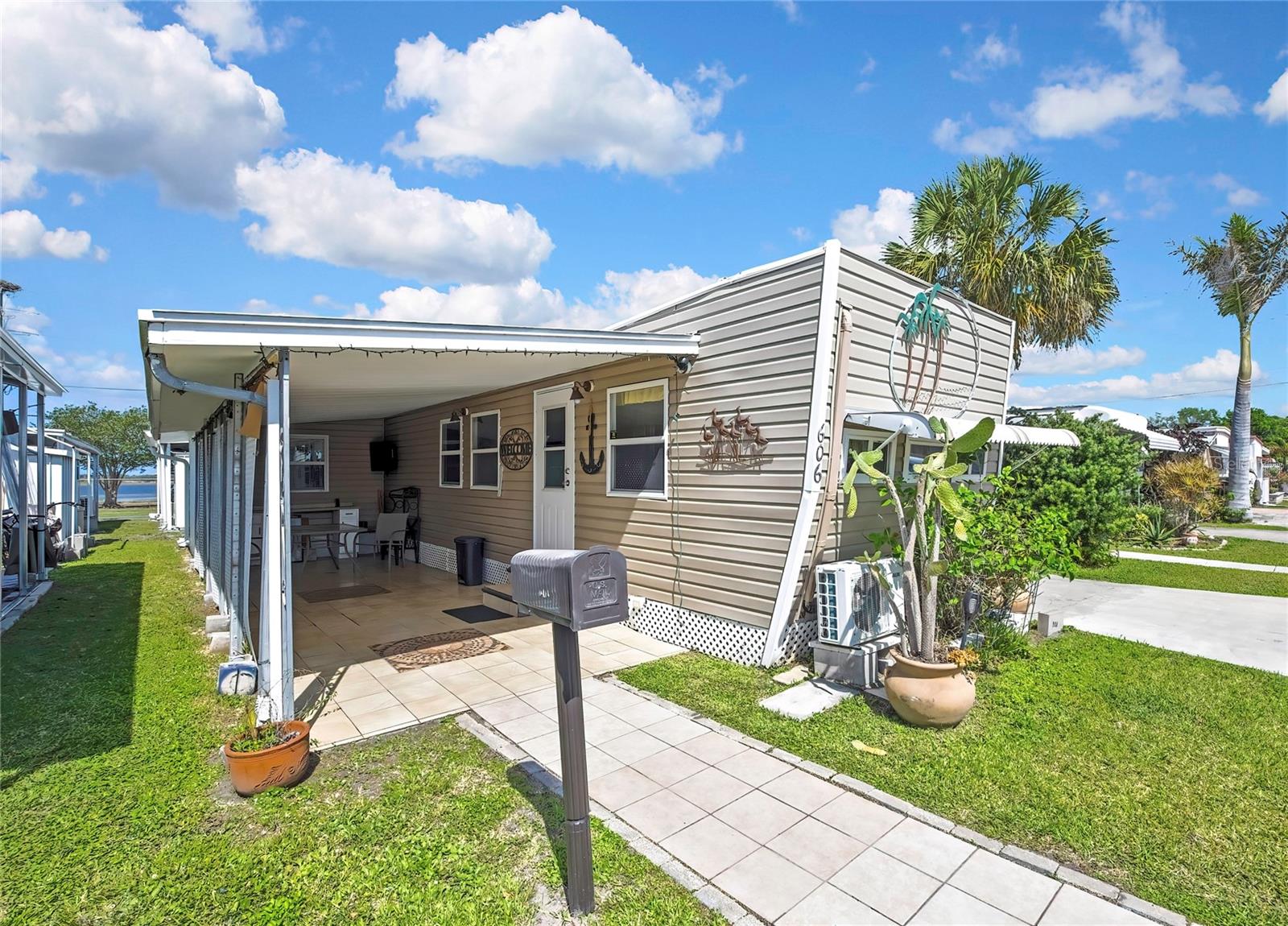 800 32nd Ave S #606, St Petersburg, FL 33705
