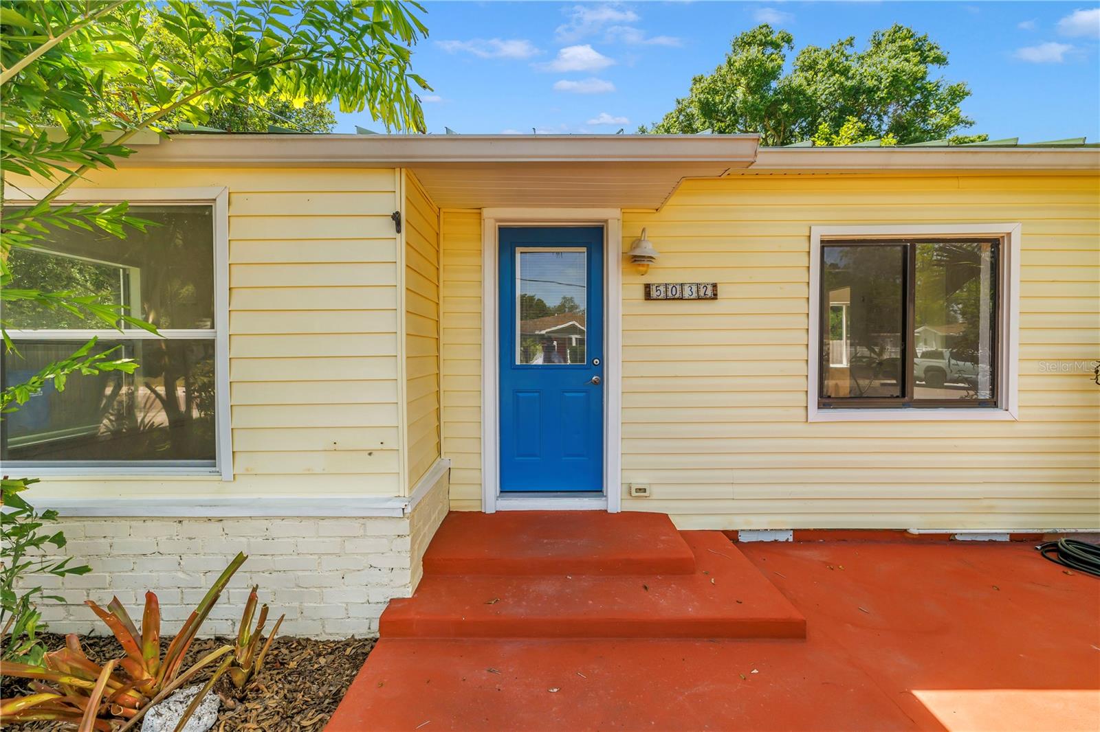 5032 19th St N, St Petersburg, FL 33714