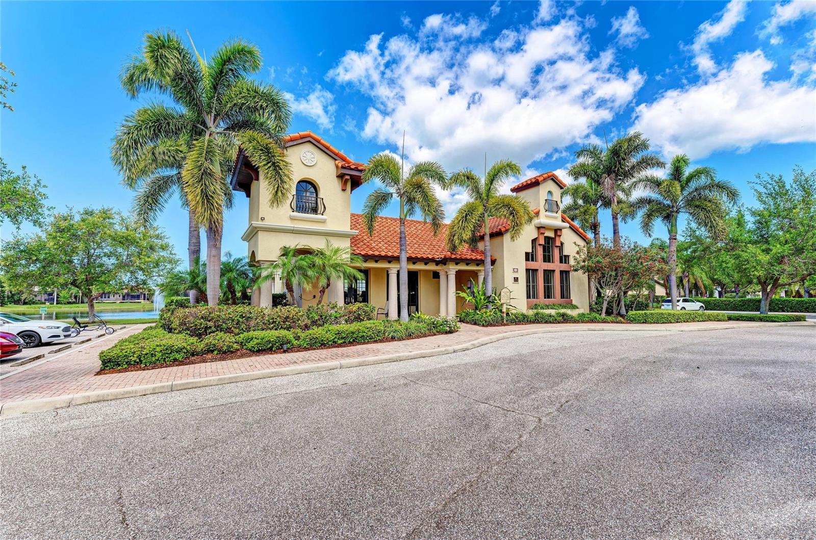 5819 Title Row Dr, Bradenton, FL 34210