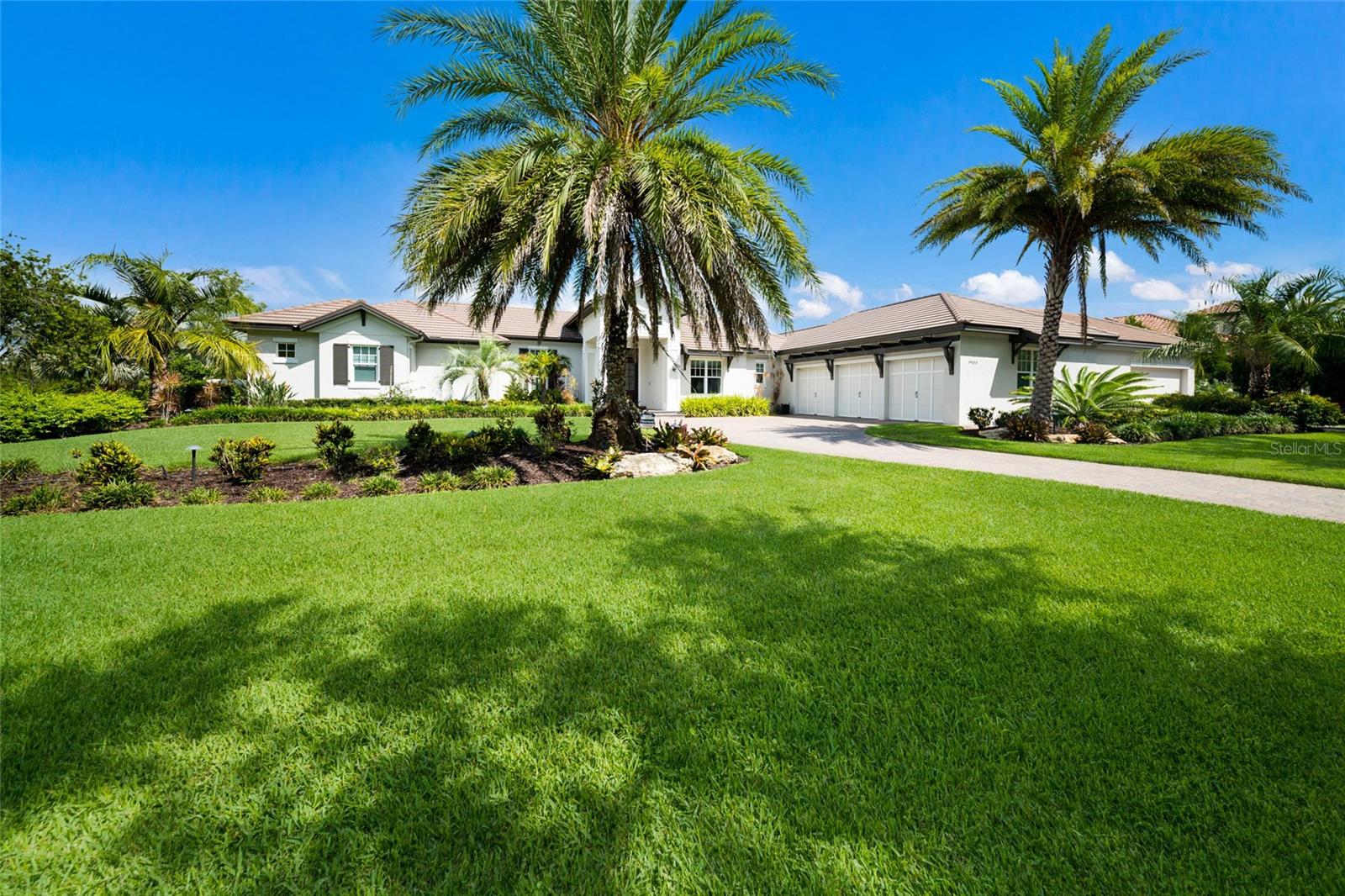 19433 Newlane Pl, Bradenton, FL 34202