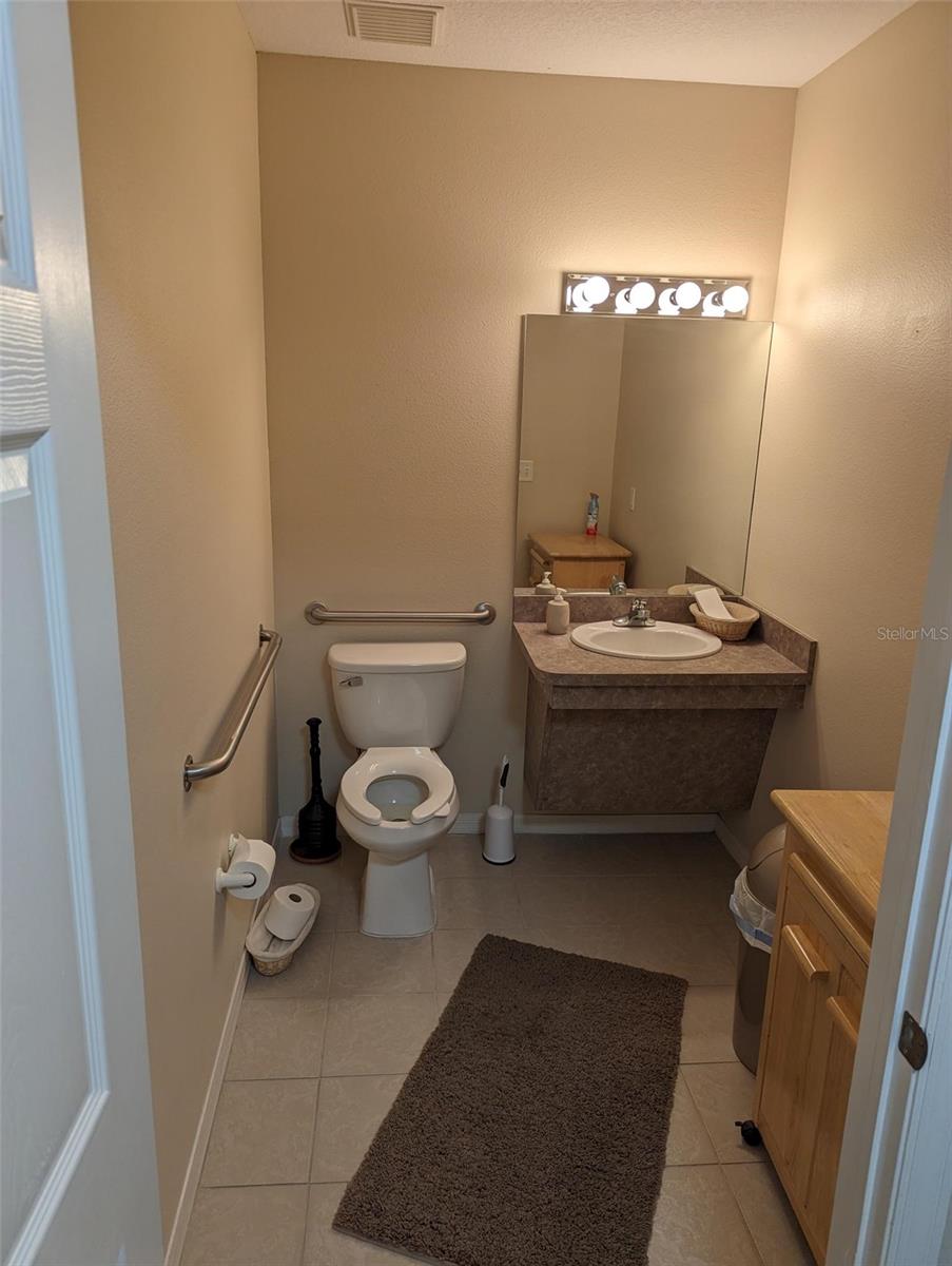 3341 W Bearss Ave, Tampa, FL 33618