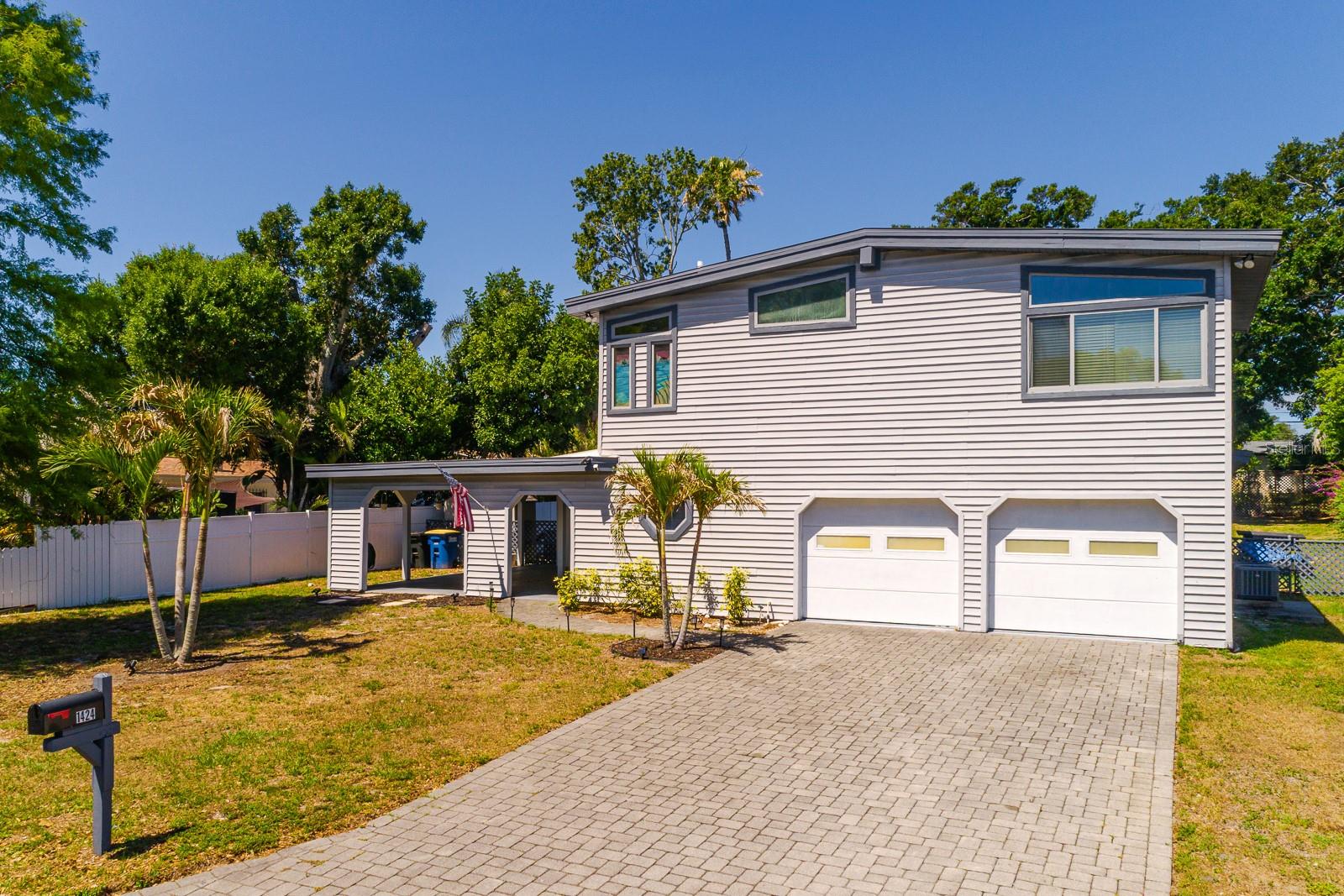 1424 S Evergreen Ave, Clearwater, FL 33756