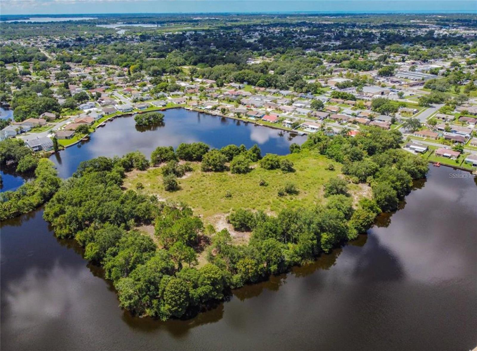 0 Berry Hill Rd, Holiday, FL 34690