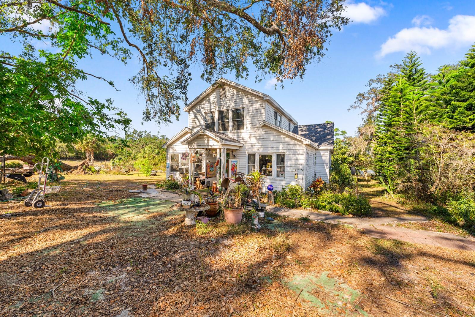 9602 Ripley Rd, Thonotosassa, FL 33592
