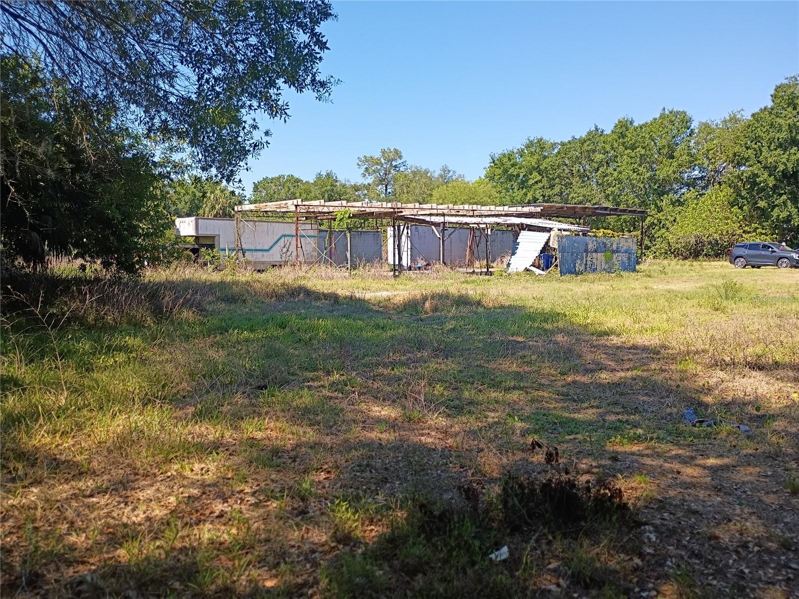 8615 Nundy Ave, Gibsonton, FL 33534