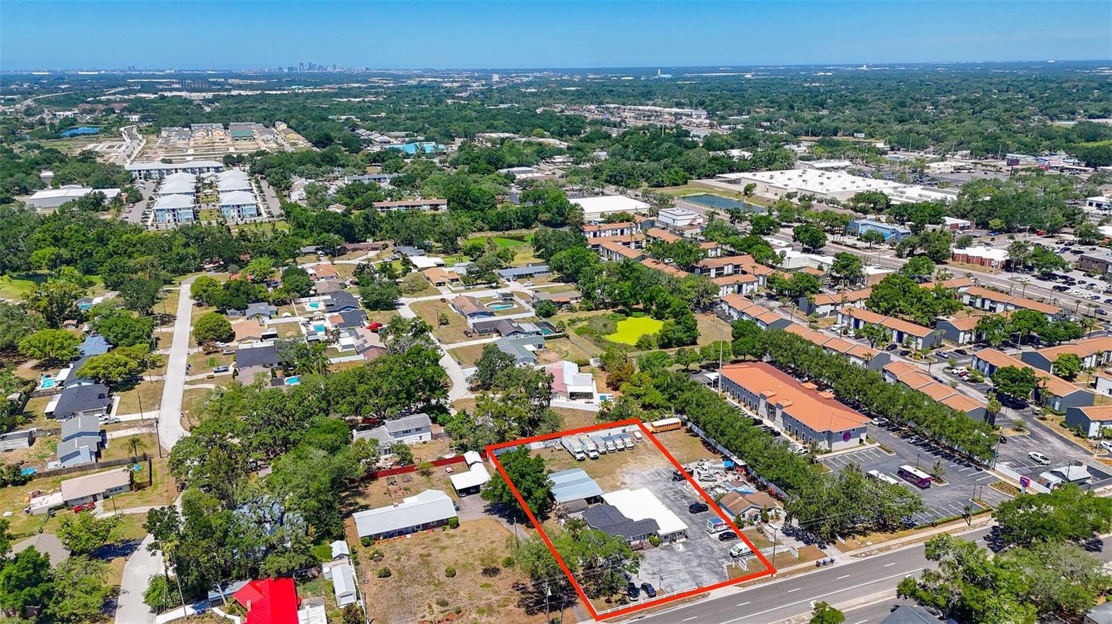 504 S Kings Ave, Brandon, FL 33511