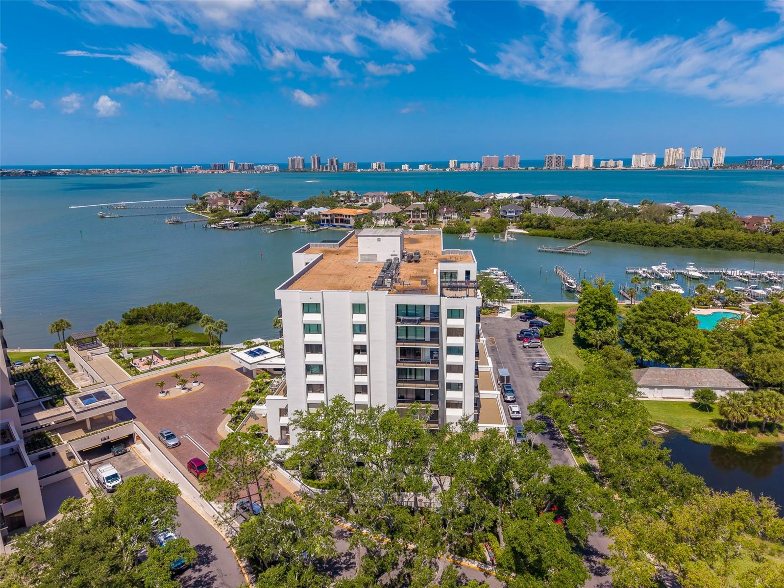 8 Belleview Blvd #507, Belleair, FL 33756