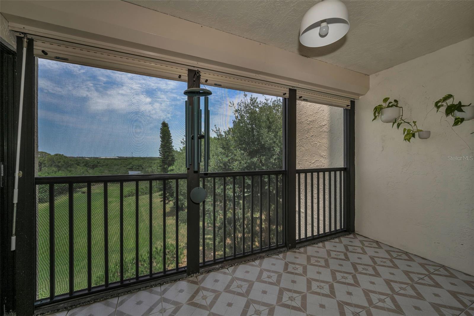 5400 Park St N #303, St Petersburg, FL 33709