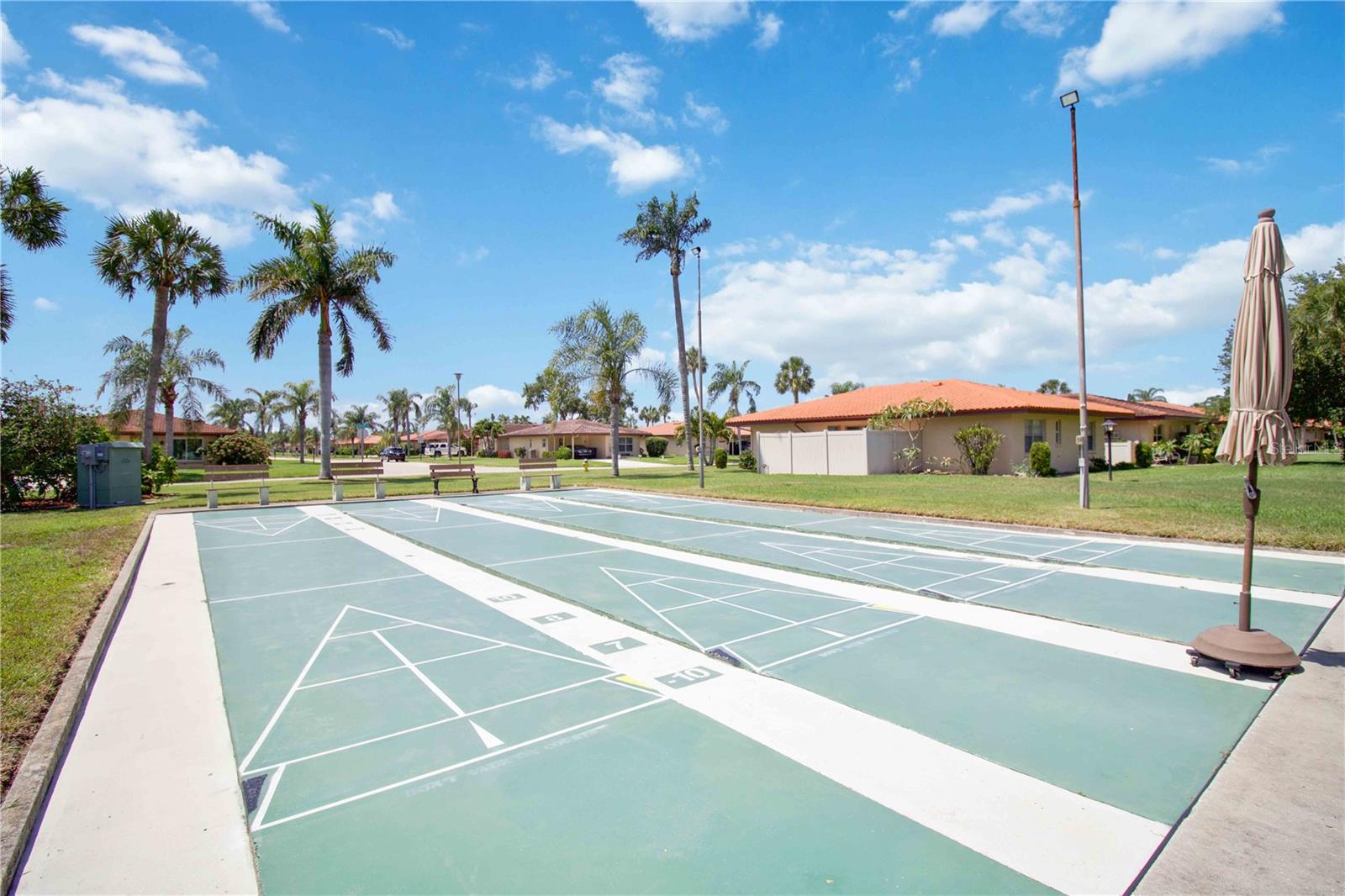 3303 Cambridge Ave, Bradenton, FL 34207